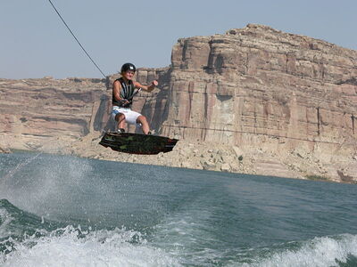 Experience the thrill of wakeboarding!