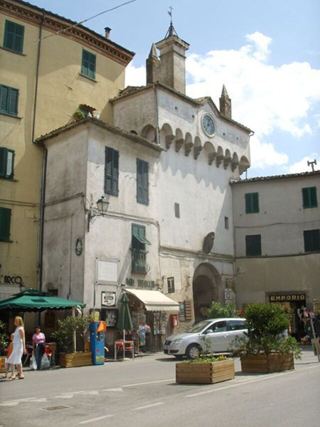 scansano's main white gate