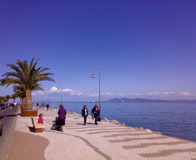 Promenade in Porto Santo Stefano