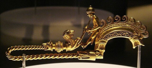 example of a gold fibula