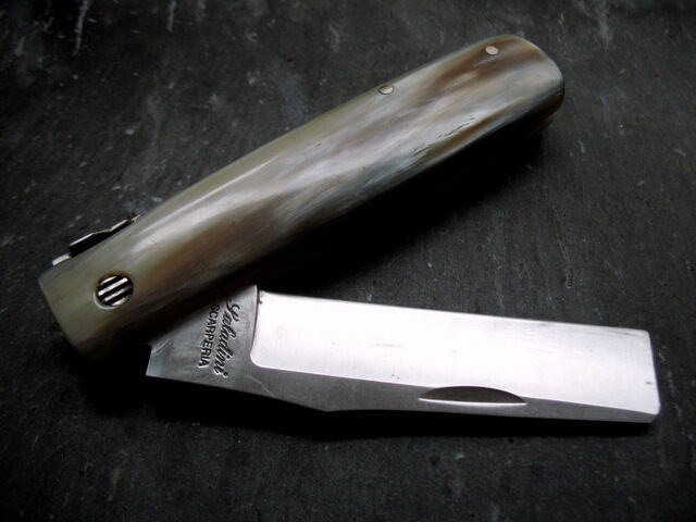 famous scarperia knife