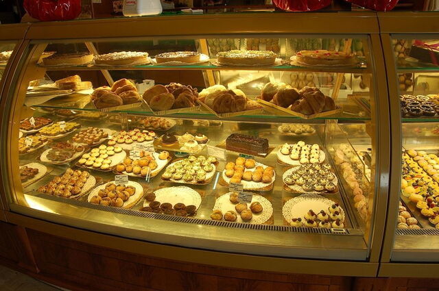 Selection of Tuscan sweets