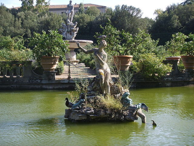 Pond in Boboli Gardens