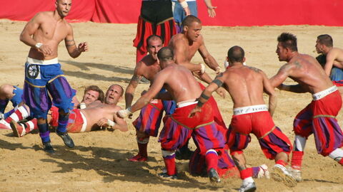 Calcio Storico Fiorentino, Florence