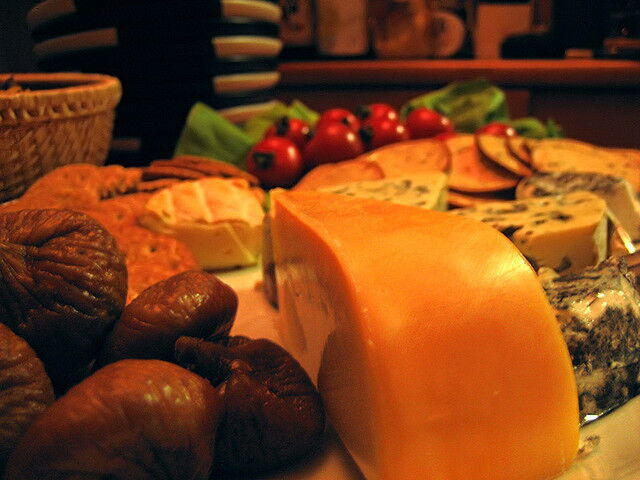 cheese and fruit platter