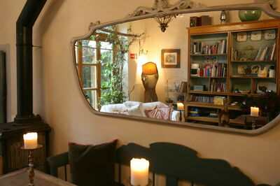 Villa Toppani Del Sodo, mirror view