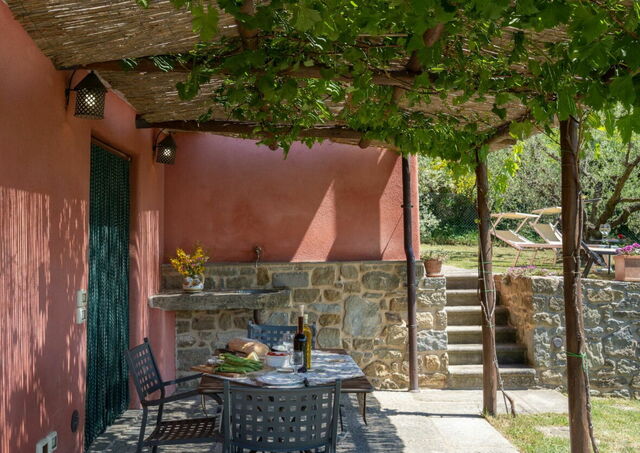 Al fresco at Nido del Sorbino