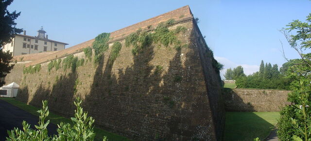 Forte belvedere walls