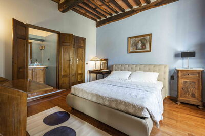 Villa Tambellini de Fondra, en suite bedroom