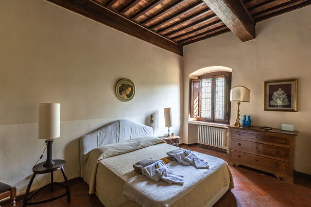 Castello Uliveta, bedroom