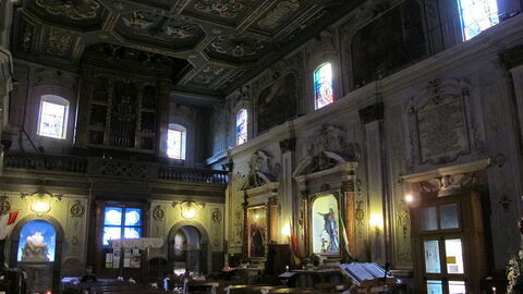 Santa Maria church interior