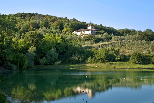 Ricavoli, lake view