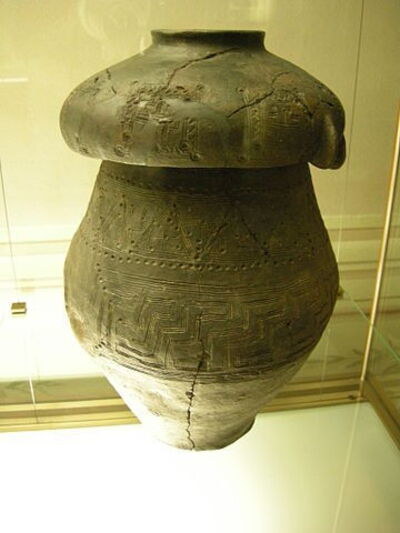 Biconical cinerary urn from Chiusi