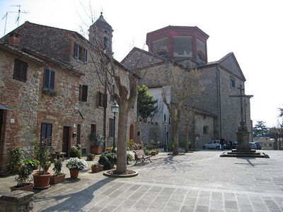 Lucignano Square