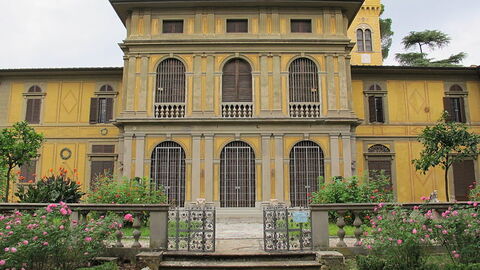 Facade, Stibbert Museum