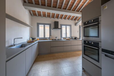 Villa Aiale, kitchen