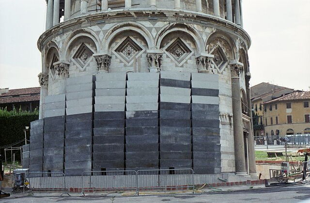 Efforts to stabilise Pisa tower lean