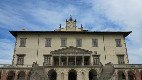 Facade, Poggio a Caiano