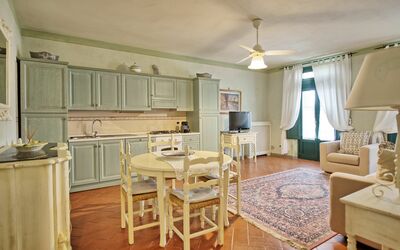 Accommodation:&nbsp;Melissa