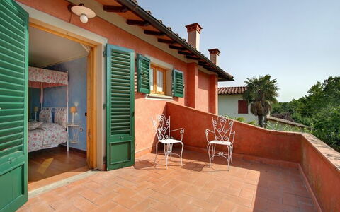 Villa Acacia: Property, Building, House, Real Estate, Home, Room, Villa, Estate, Apartment, Hacienda