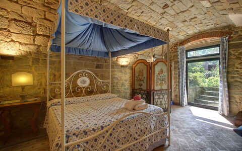 Villa Lucolena: Bedroom, Bed, Property, Room, Furniture, Building, Canopy Bed, Interior Design, House, Bed Frame