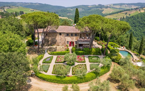 Villa Le Corti: Shrub, Garden, Groundcover, Landscaping, Estate, Botanical Garden, Farmhouse, Plantation, Hacienda