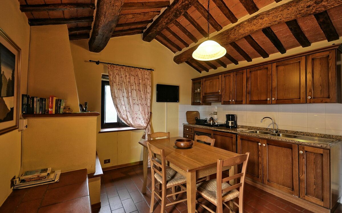 Accommodation:&nbsp;Violetta