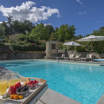 Villa Flora: Swimming Pool, Property, Natural Landscape, Vacation, Sky, Leisure, Real Estate, Water, House, Estate