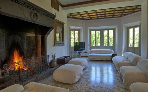 Il Poggio Di Patrignone: Living Room, Room, Property, Interior Design, Furniture, Fireplace, Building, Hearth, Home, Real Estate