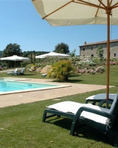 Villa Di Seripa: Property, Swimming Pool, Real Estate, Building, Resort, Shade, House, Grass, Leisure, Backyard