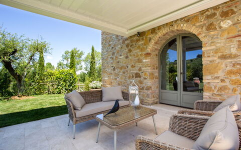 Villa Melinda: Property, Real Estate, Furniture, Room, Building, House, Estate, Interior Design, Home, Coffee Table