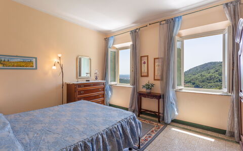 Villa Mastiano: Bedroom, Room, Property, Bed, Furniture, Building, Real Estate, Bed Sheet, Ceiling, Interior Design