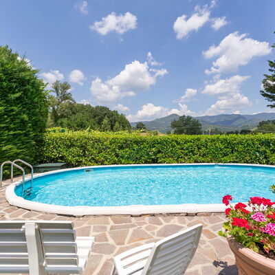 I Pioppi: Property, Swimming Pool, Real Estate, House, Estate, Building, Vacation, Leisure, Home, Villa