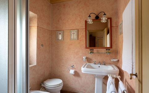 Villa Paola: Bathroom Sink, Bathroom, Plumbing Fixture, Wall, Sink, Interior Design, Tap, Flooring, Plumbing, Floor
