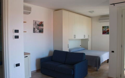 Accommodation:&nbsp;Monolocale Con Veranda 113v