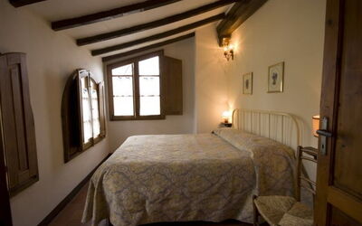 Accommodation:&nbsp;Archi