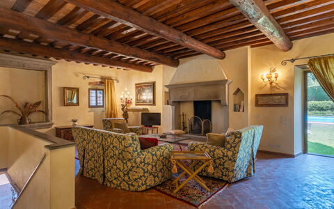 Villa La Terrazza: Property, Room, Building, Interior Design, Ceiling, House, Furniture, Real Estate, Estate, Living Room