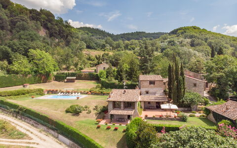 Villa La Terrazza: Mountain Village, Natural Landscape, Property, Village, Rural Area, Estate, Hill Station, Mountain, House, Landscape