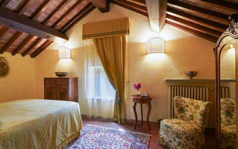 Villa San Lorenzo: Bedroom, Room, Bed, Furniture, Property, Bed Sheet, Building, Interior Design, Ceiling, Bedding