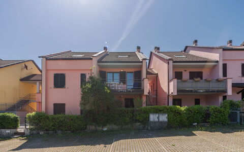Accommodation:&nbsp;Villaggio 5 Terre 100.12