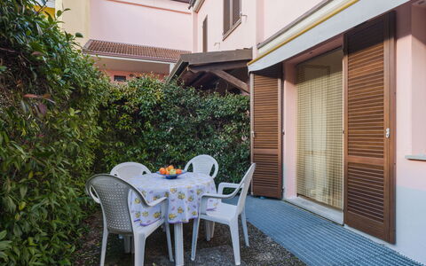 Accommodation:&nbsp;Villaggio 5 Terre 100.11