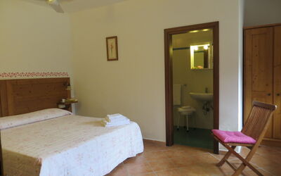 Accommodation:&nbsp;508