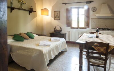 Accommodation:&nbsp;406