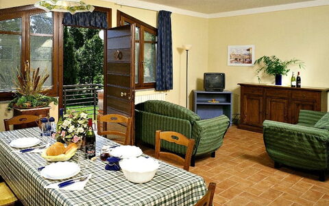 Accommodation:&nbsp;Tenute Di Badia Bilocale b 1