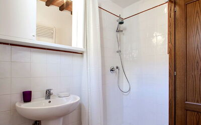 Gaiole Suites 2: Shower Head, Plumbing Fixture, Property, Sink, Tap, Mirror, Shower Panel, Bathroom, Product, Shower