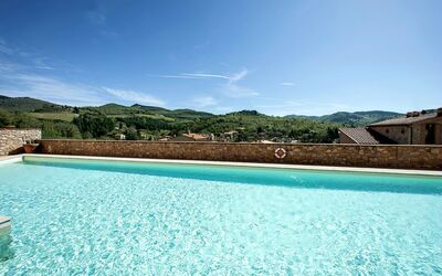 Gaiole Suites: gaiole-suites-gaiole-in-chianti-multiproperty-suites-6-pool