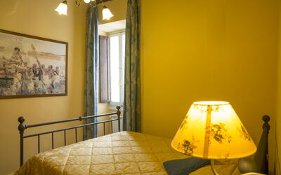 Accommodation:&nbsp;Buondelmonti 5