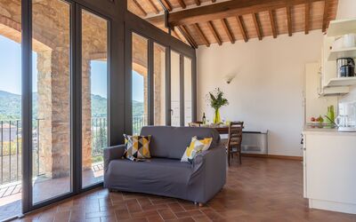 Gaiole Apartment 40: Room, Property, Building, Furniture, Interior Design, Floor, Living Room, Ceiling, House, Wall