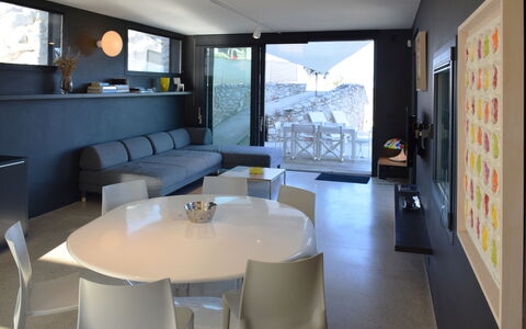 Casa Farfalla: Furniture, Interior Design, Couch, Table, Chair, Floor, Living Room, Flooring, Apartment, Home