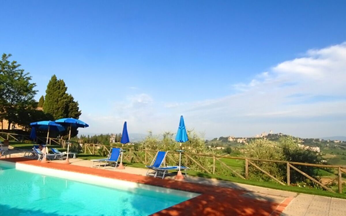 villa-arnilu-san-gimignano-villa-pool